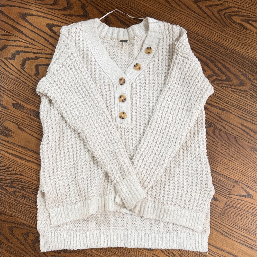 Free People sz XS Cozy Cream Button-Up Sweater